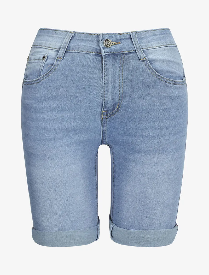 Leicht ausgewaschene Bermuda Push-up - Himmelblau