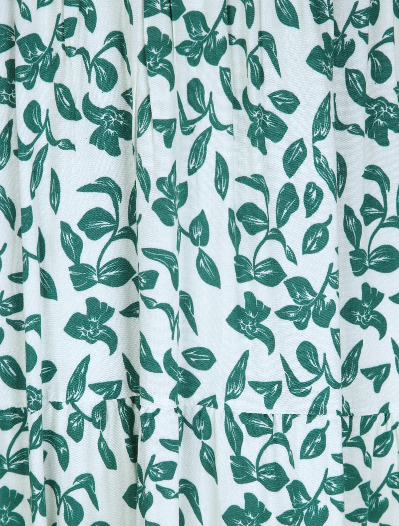 Langes Kleid mit Blattdruck - Grün