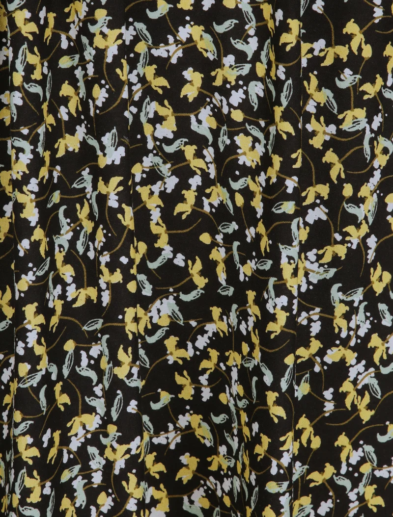 Langes Kleid mit grafischen Blumen und feinen Stickereien - Schwarz
