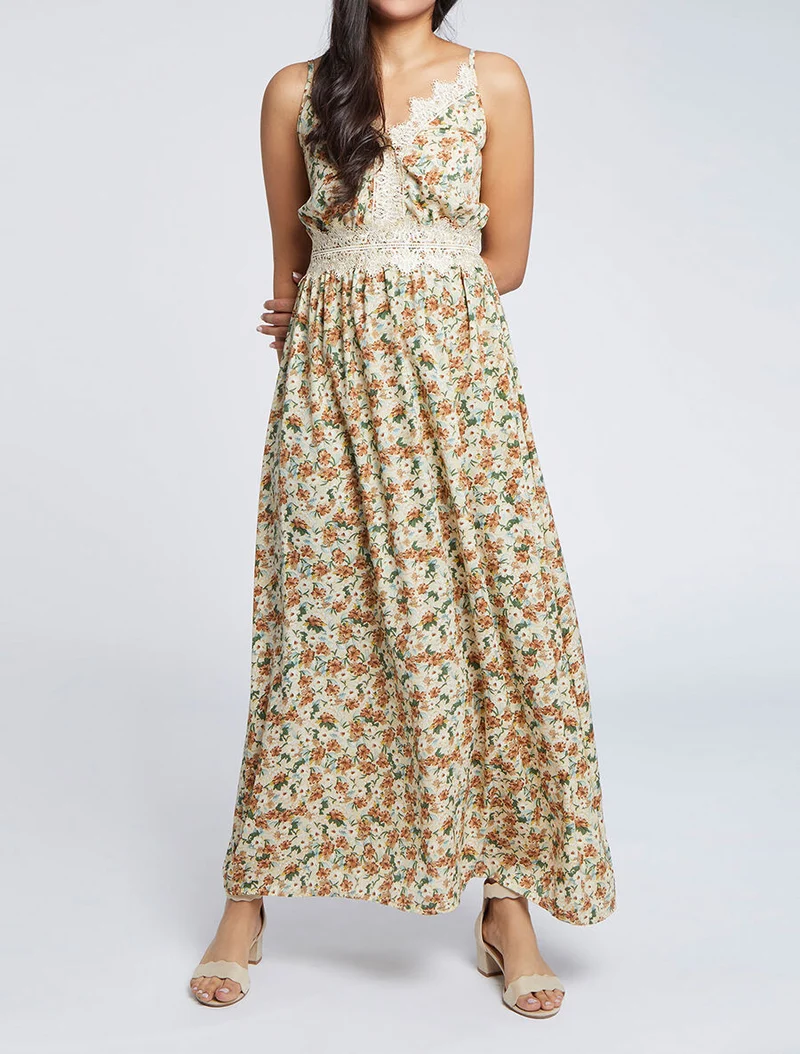 Langes Kleid mit Blumenmuster und feinen Stickereien - Beige
