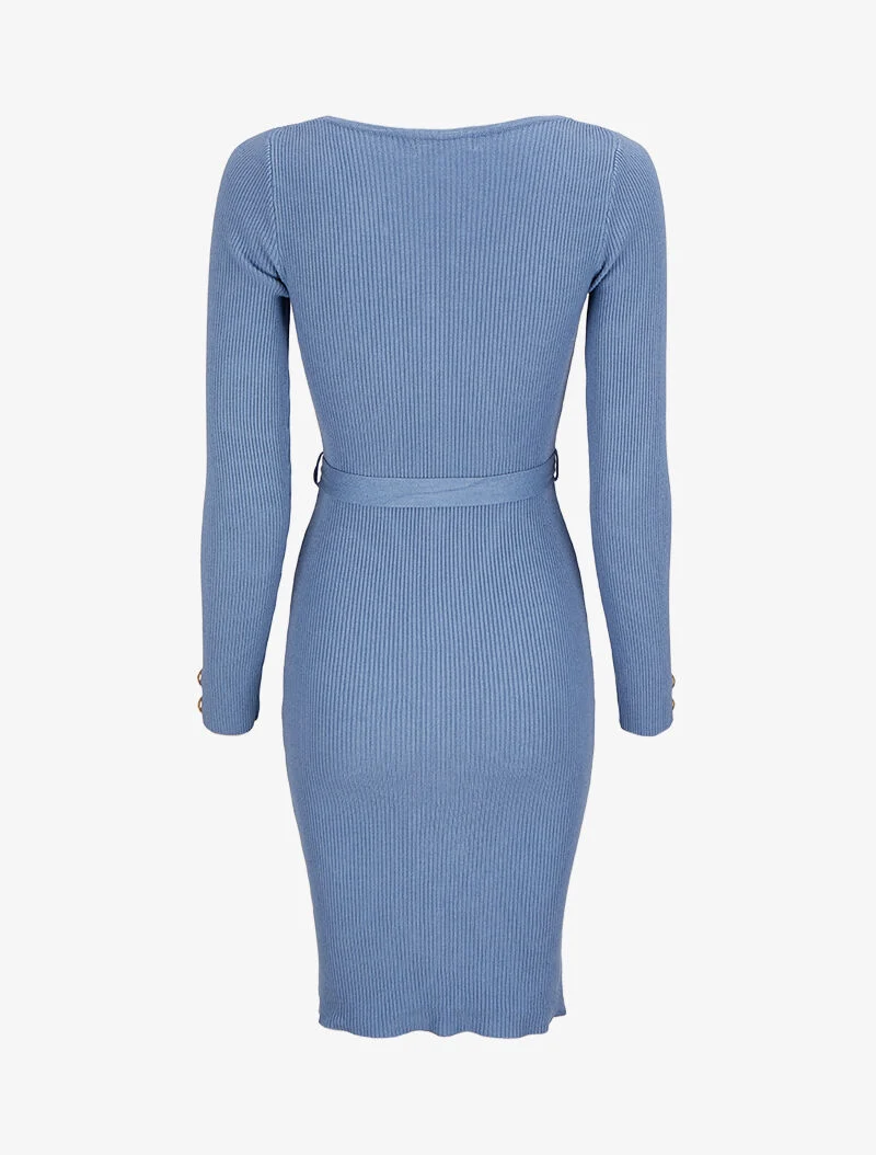 Geripptes, mittellanges Strickkleid mit dekorativen Knöpfen - Blau