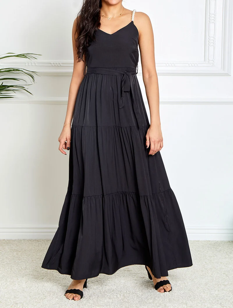 Langes einfarbiges Empire-Kleid mit Trägern und Perlen - Schwarz
