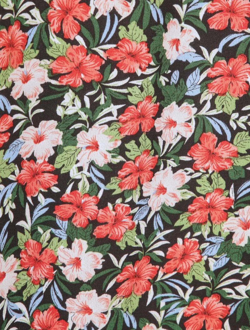 Langes Kleid mit Blumenmuster und feinen Stickereien - Schwarz