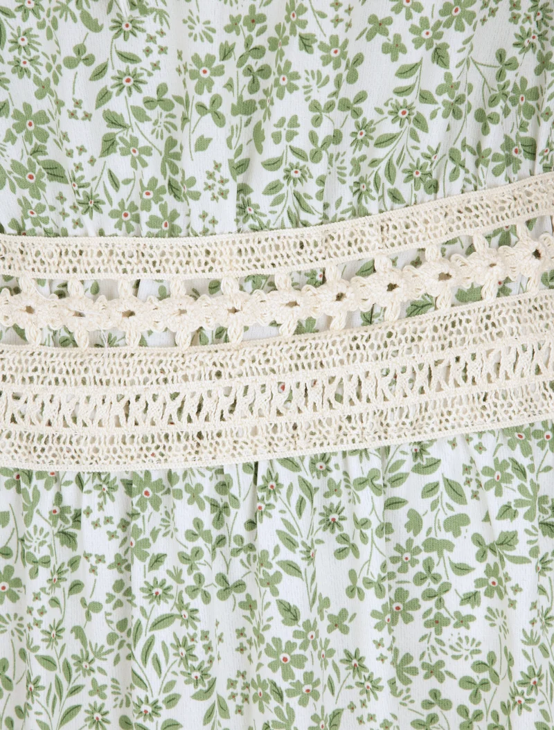 Langes Kleid mit Blumenmuster und bestickter Taille - Wassergrün