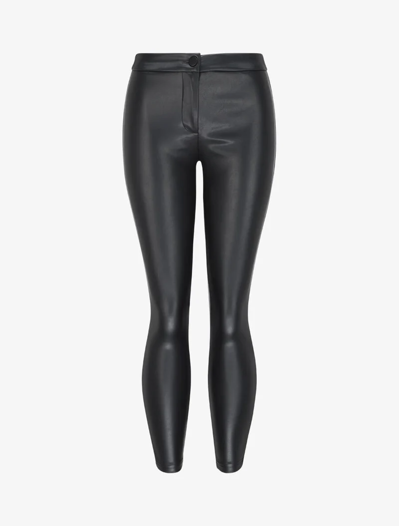 Slim-Fit-Hose in Kunstleder - Schwarz