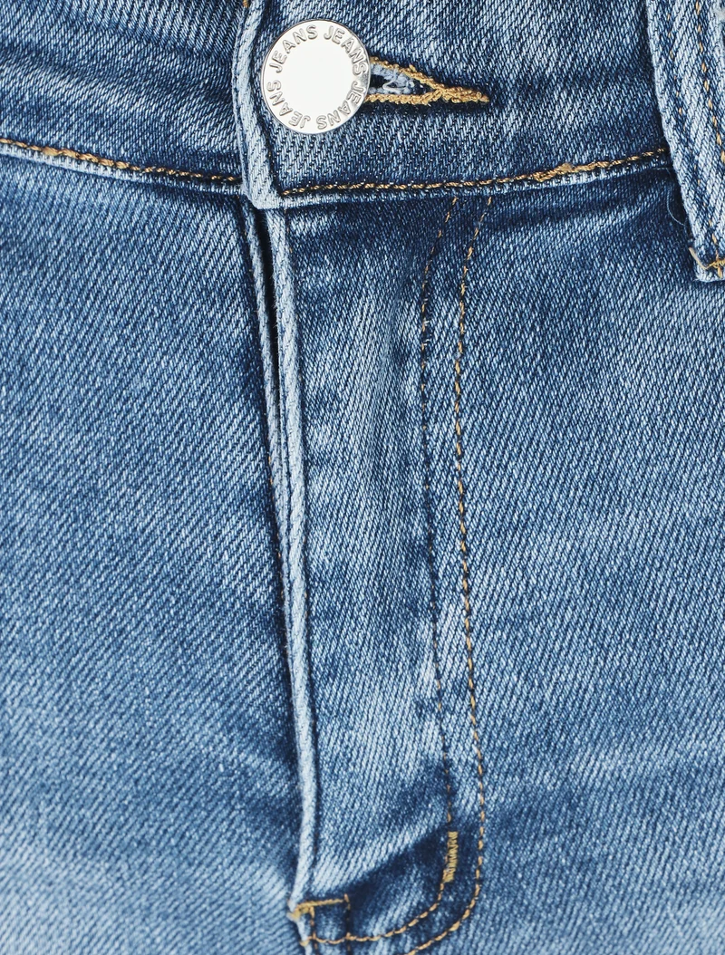 Kurzer Push-up-Schnitt in gerader Passform - Blau