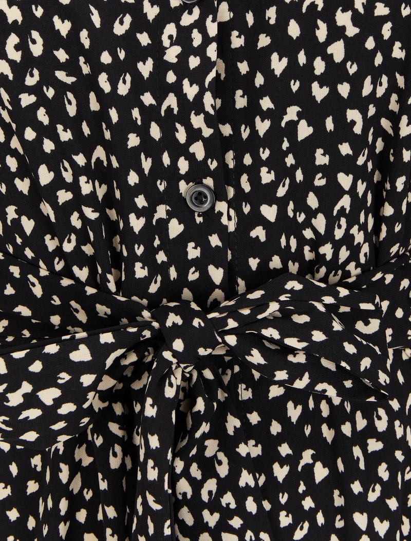 Hemdblusenkleid mit Sprenkelmuster - Schwarz