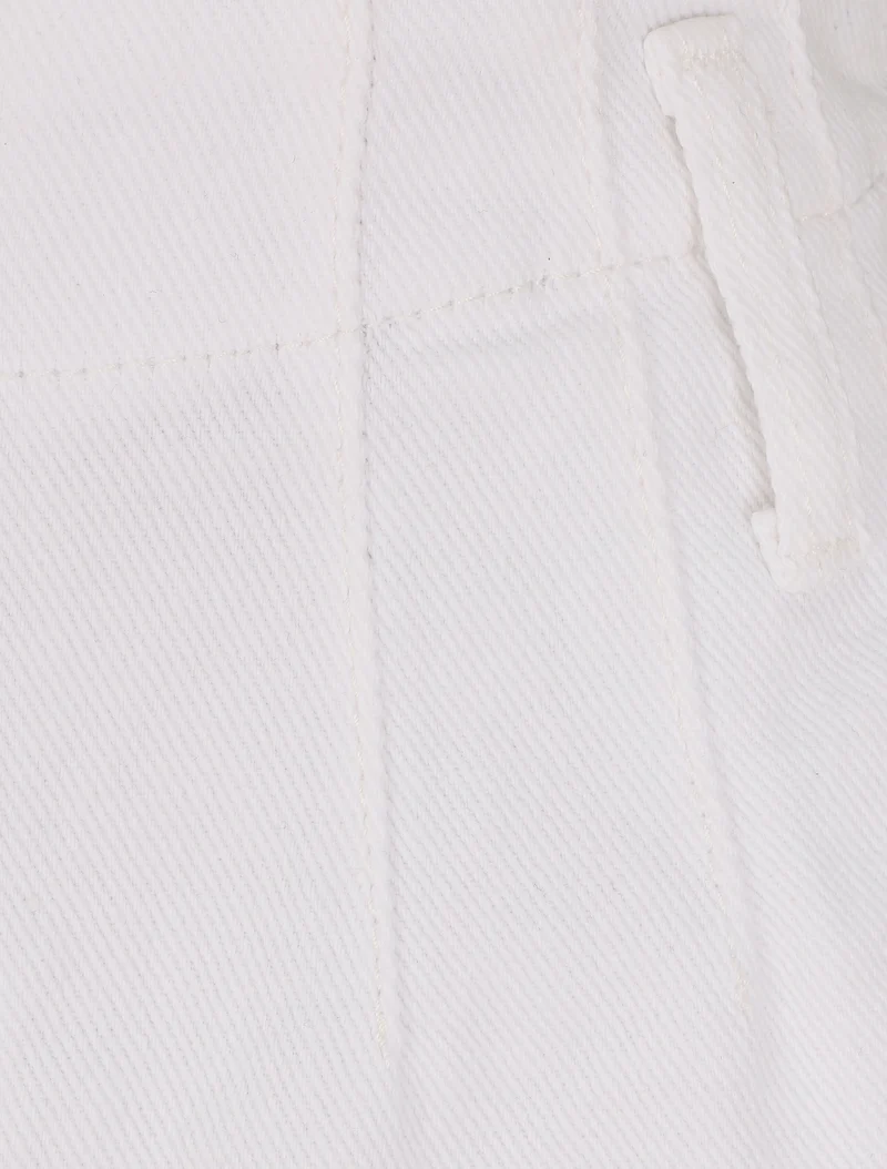 Hoch taillierte Trapezshorts - Weiß