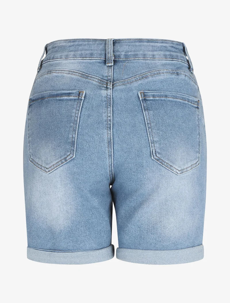 Schmal geschnittener Jeansshorts mit normaler Bundhöhe - Hellblau