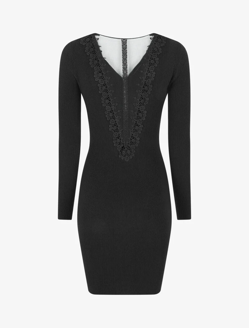 Geripptes Strickkleid mit offener Rückenpartie - Schwarz
