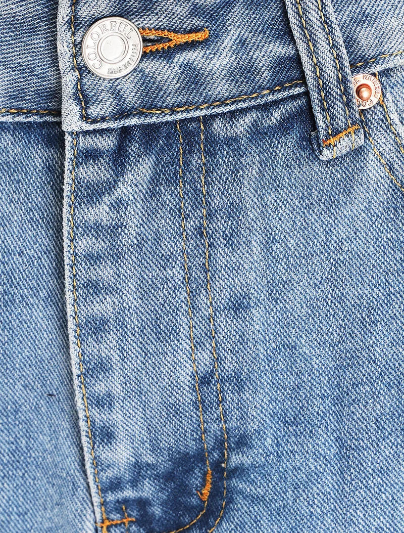 Zerrissene gerade Mini-Shorts - Hellblau
