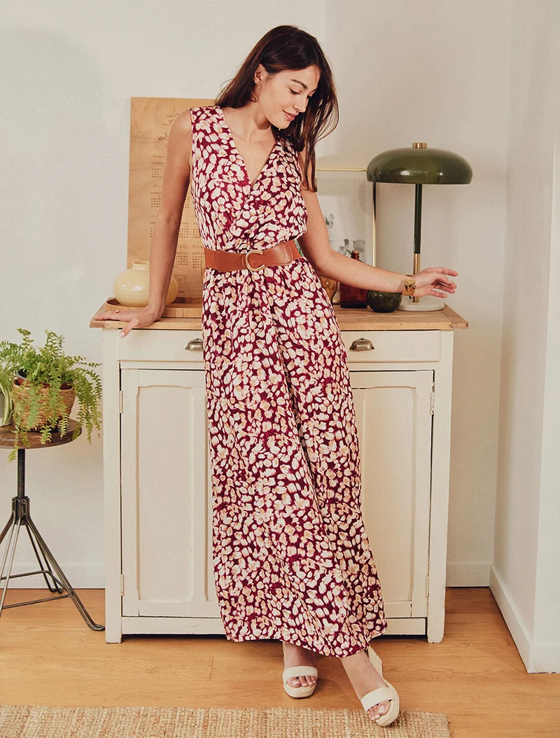 Empire-Kleid mit grafischem Druck - Bordeaux