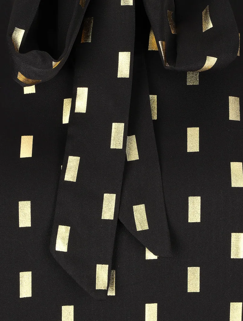 Bluse mit Lavallière-Kragen und goldfarbenem Rechteckmuster - Schwarz