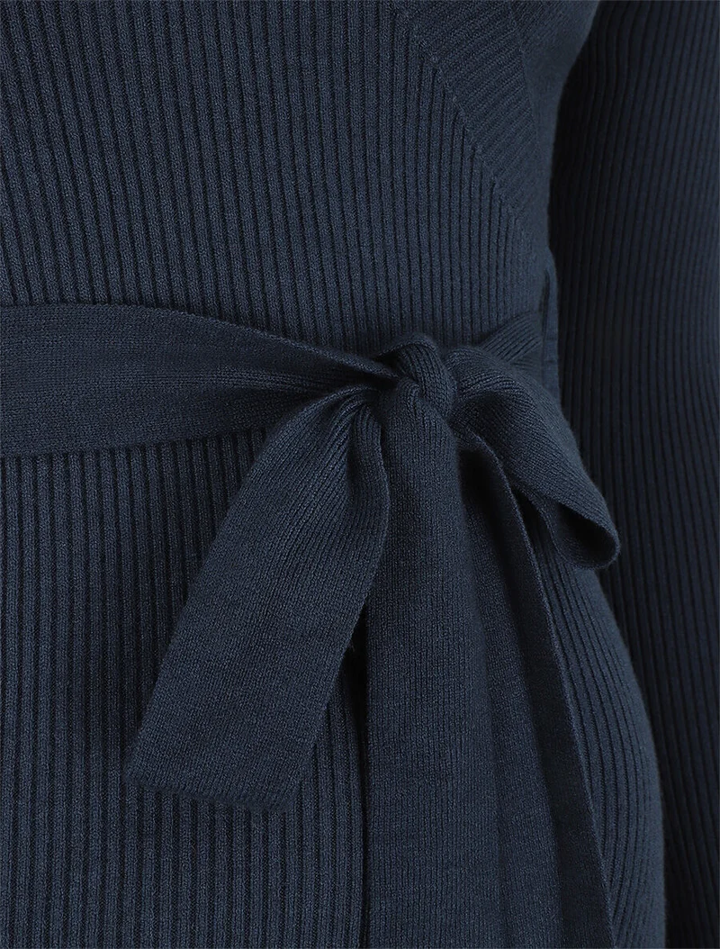 Geripptes Wickelkleid im Bodycon-Stil - Marine