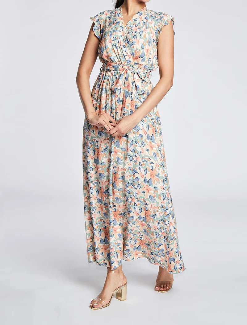 Langes Empire-Kleid mit Rüschen an den Schultern und Blumen-Aquarelldruck. - Olivgrün