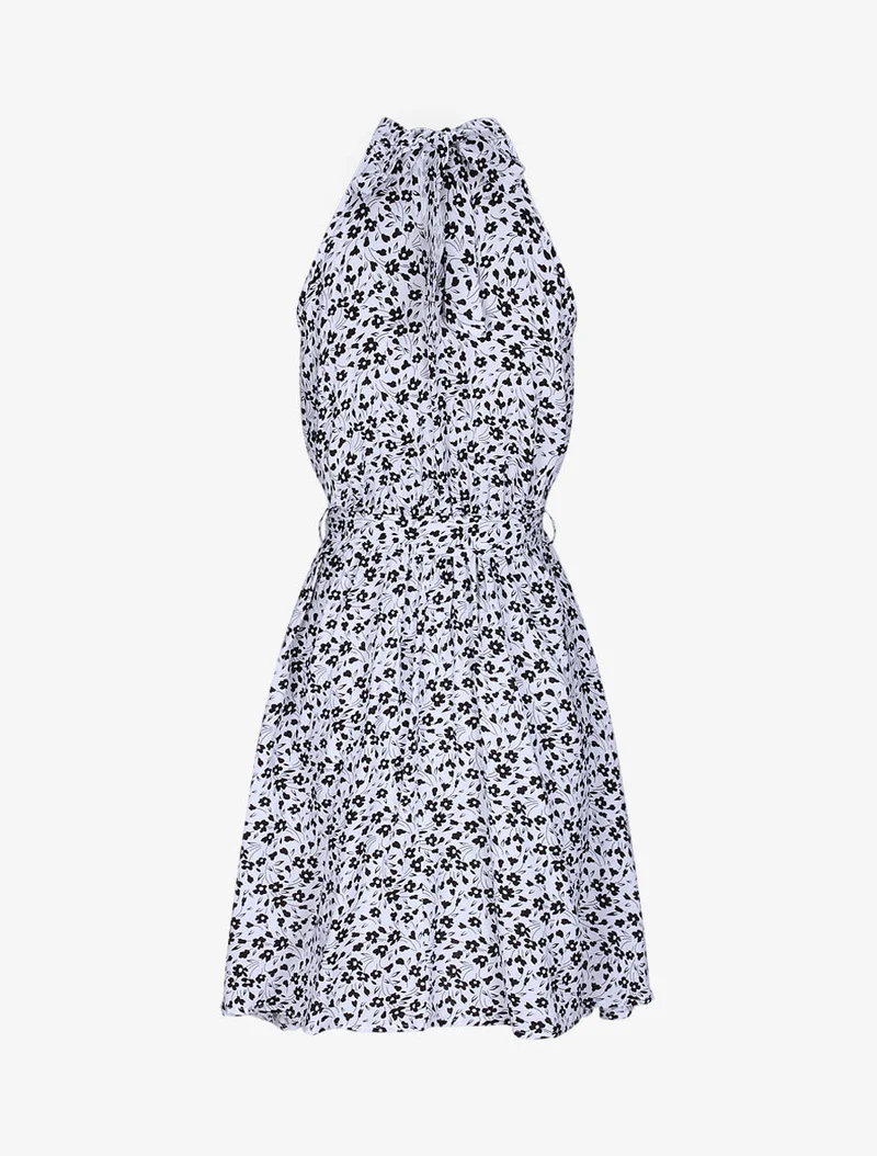 Tailliertes Kleid mit kleinen Blumenmuster und amerikanischem Kragen - Weiß