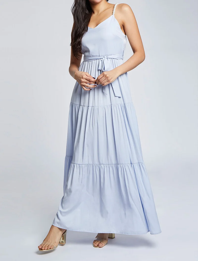 Langes einfarbiges Empire-Kleid mit Trägern und Perlen - Hellblau