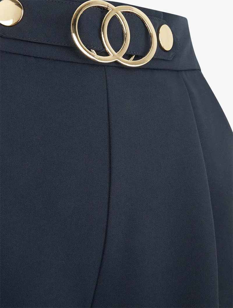 Hoch taillierte Shorts mit Zierschnalle - Marine
