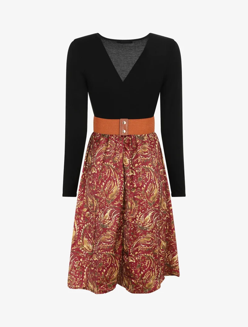 Ausgestelltes Kleid aus zweierlei Material mit Paisleymuster. - Bordeaux