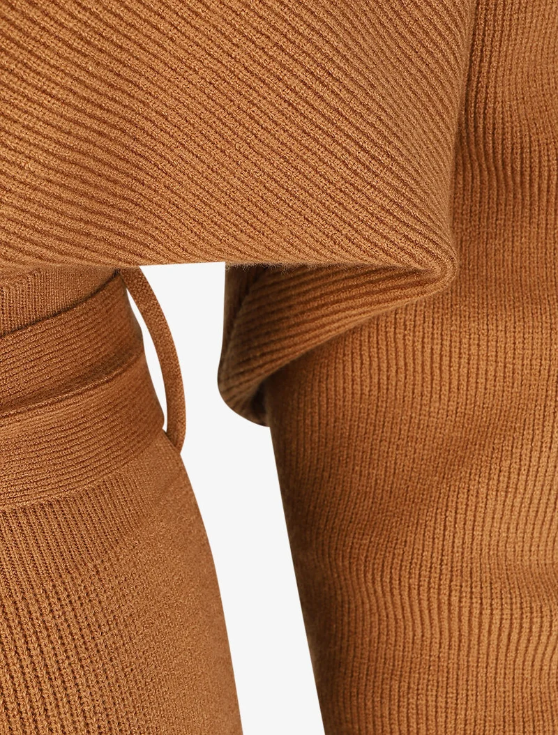 Langärmliges Strick-Midikleid - Kamel