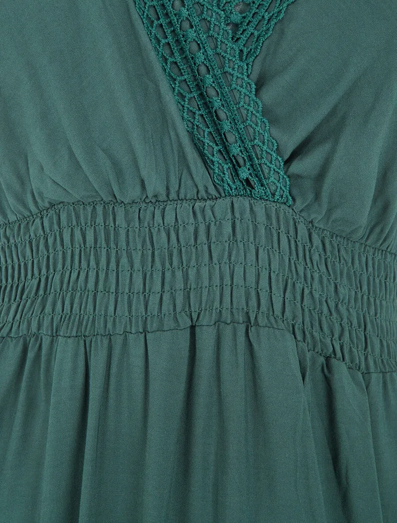 Langes, einfarbiges, durchbrochenes Kleid - Tannengrün