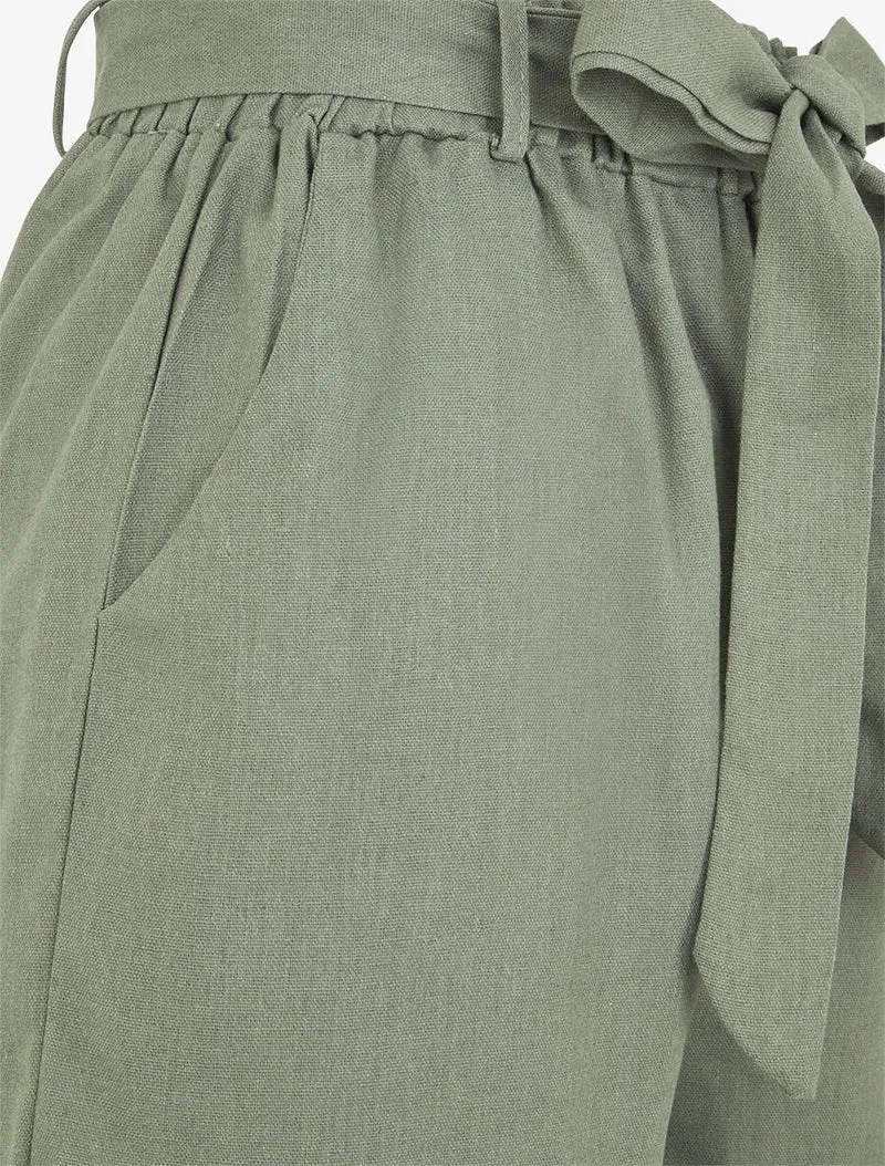 Kurze einfarbige Hose mit Umschlag - Kaki