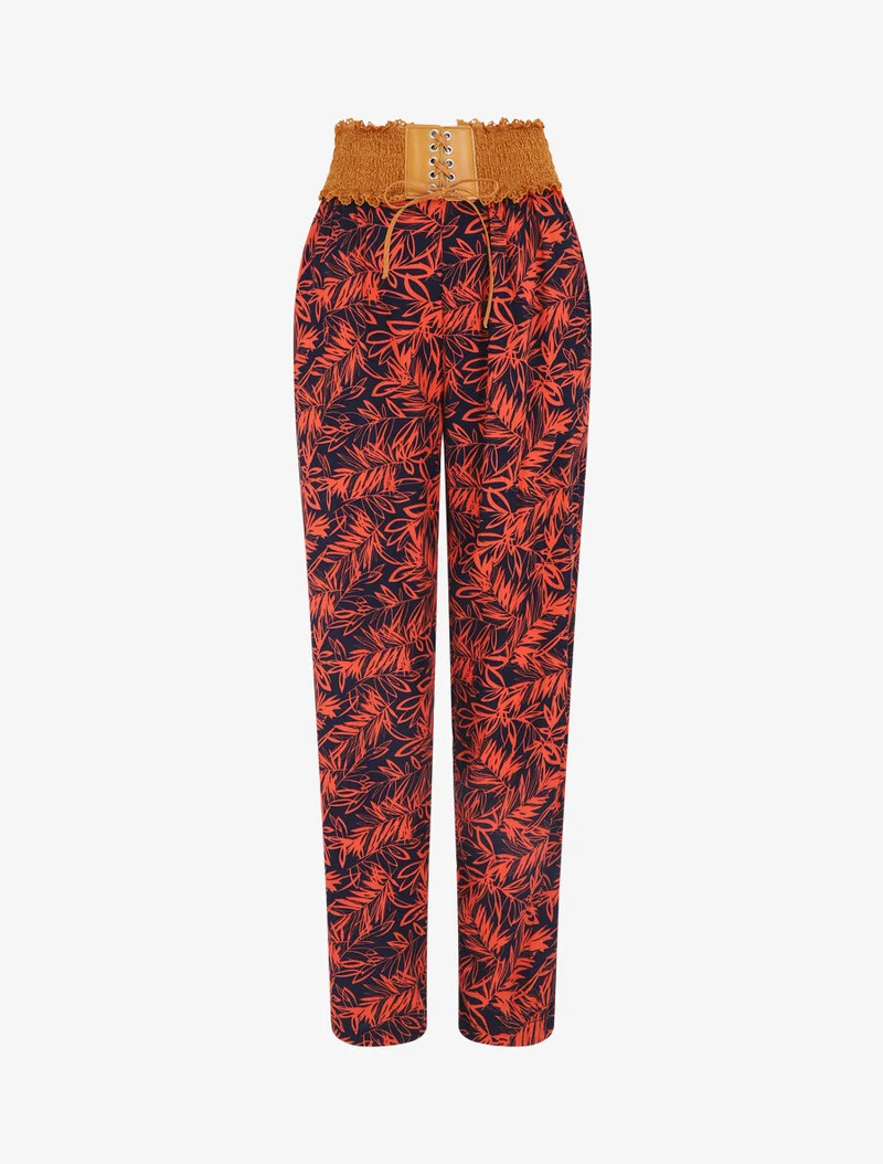 Gerade geschnittene Hose mit hohem Bund und Pflanzenmuster. - Rot