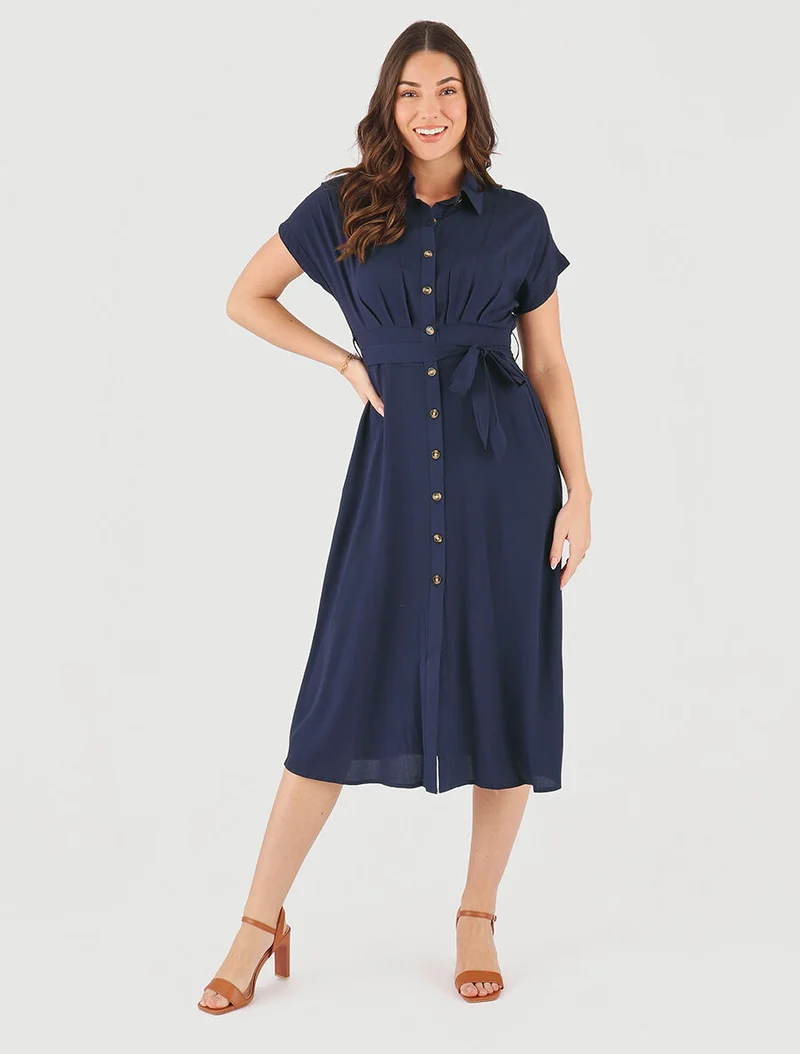 Langes, ausgestelltes, einfarbiges Hemdkleid - Marine