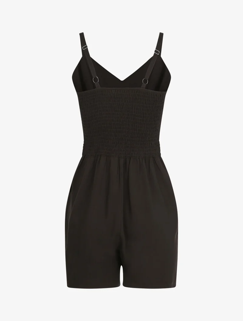 Gürtelter fließender Jumpsuit mit Spitzendetail - Schwarz