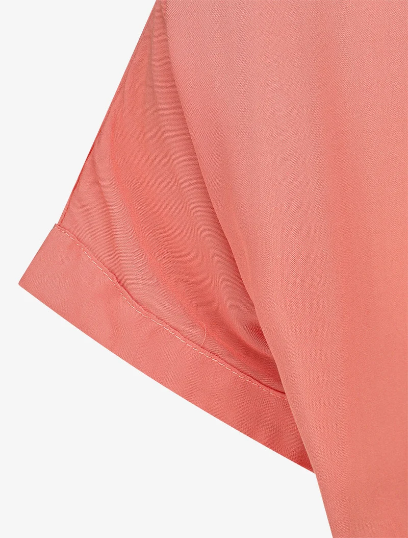 Langes, ausgestelltes, einfarbiges Hemdkleid - Koralle