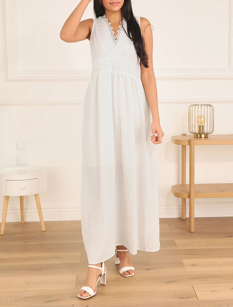 Langes einfarbiges strukturiertes Kleid - Weiß