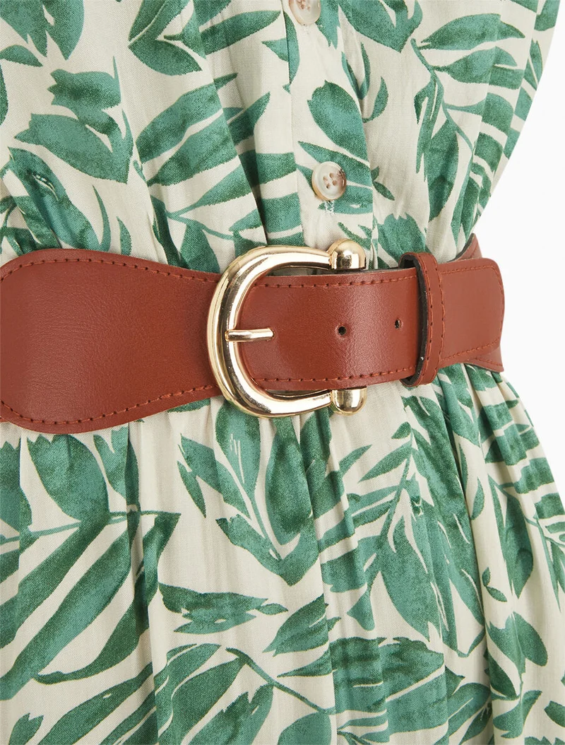 Ausgestelltes Kleid mit pflanzlichem Druck und Knöpfen - Grün