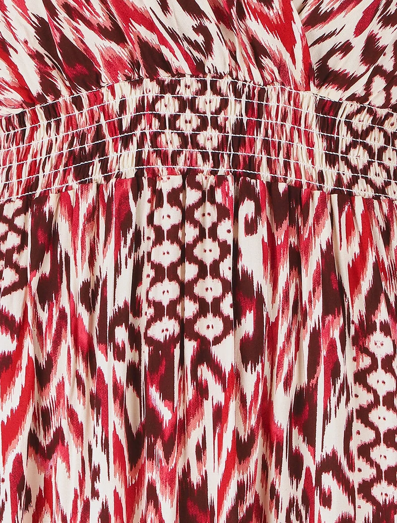 Langes Kleid mit kurzen Ärmeln und grafischem Druck - Rot