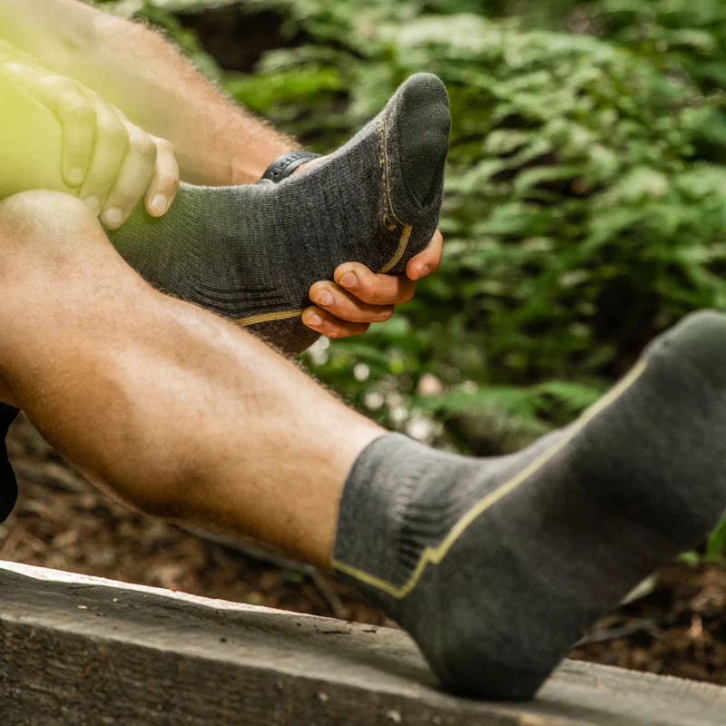 Men's Hiker Quarter Midweight Hiking Socks- Last Chance