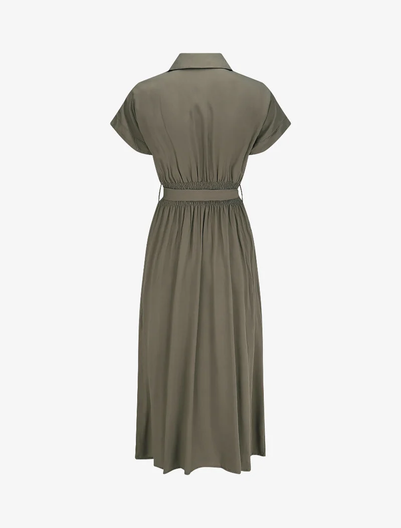 Langes, ausgestelltes, einfarbiges Hemdkleid - Kaki