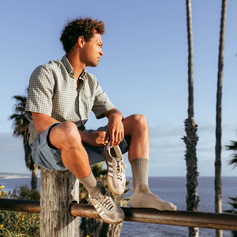Men's The Standard Crew Cushioned Lightweight Lifestyle Socks