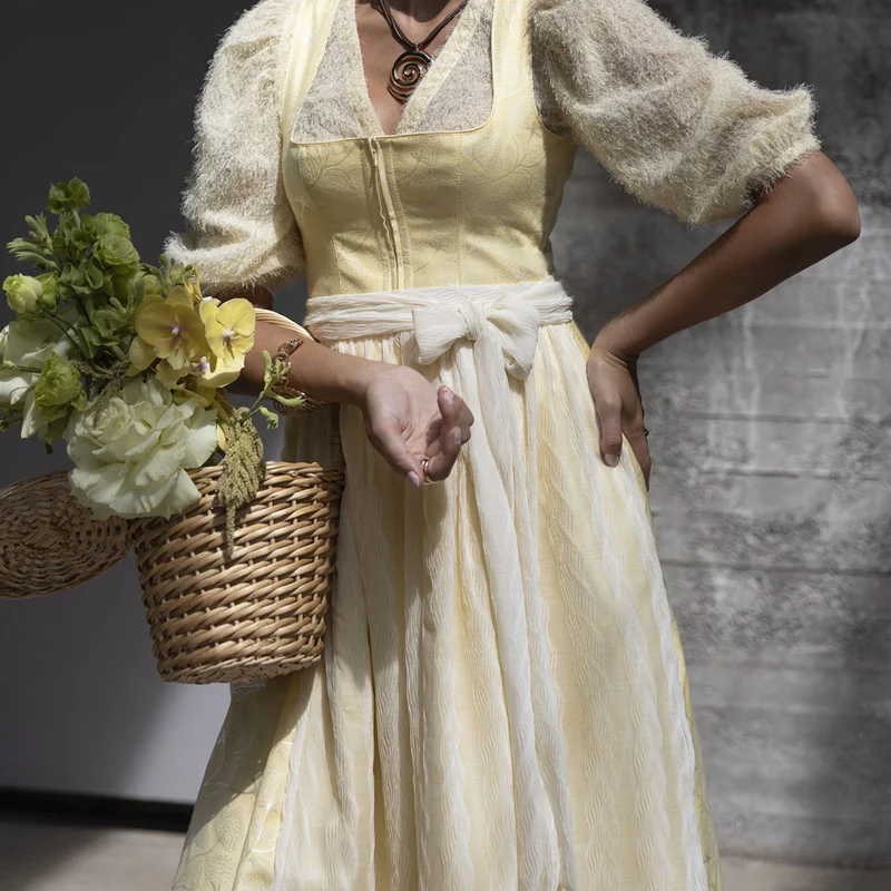Madame Marie Dirndl Zarienne Pina Colada Reißverschluss 75cm