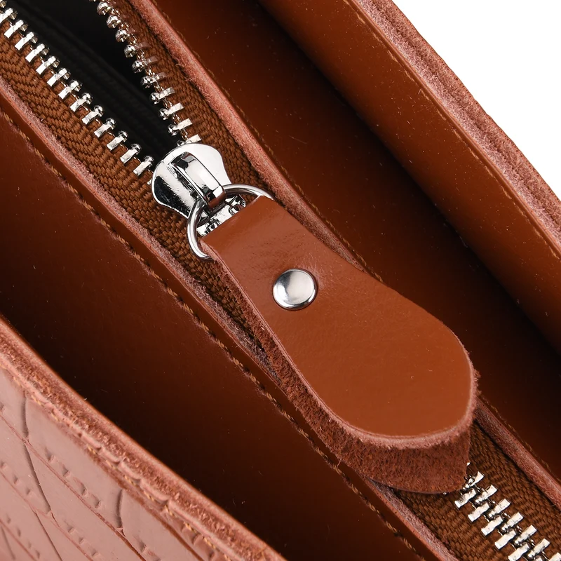 Echtleder-Handtasche mit Kroko-Prägung und Schulterriemen, 34x10x30cm, Bordeauxrot
