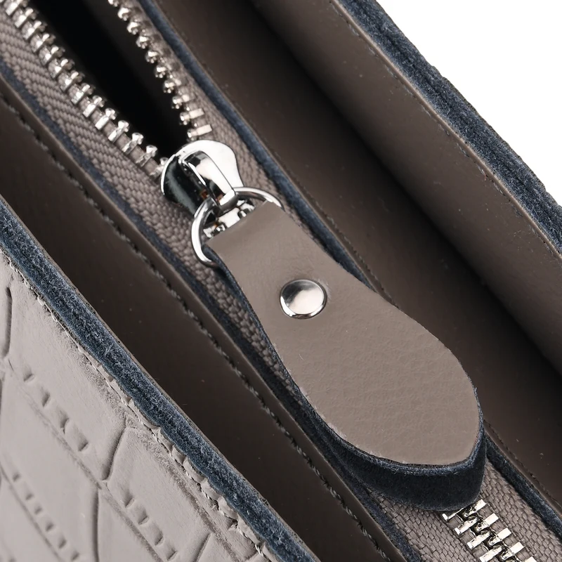Echtleder-Handtasche mit Kroko-Prägung und Schulterriemen, 34x10x30cm, Bordeauxrot