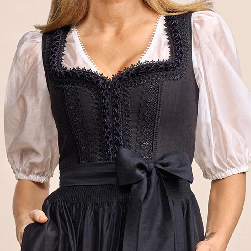 Krüger Dirndl Schwarz Verity Herz Ausschnitt 70cm