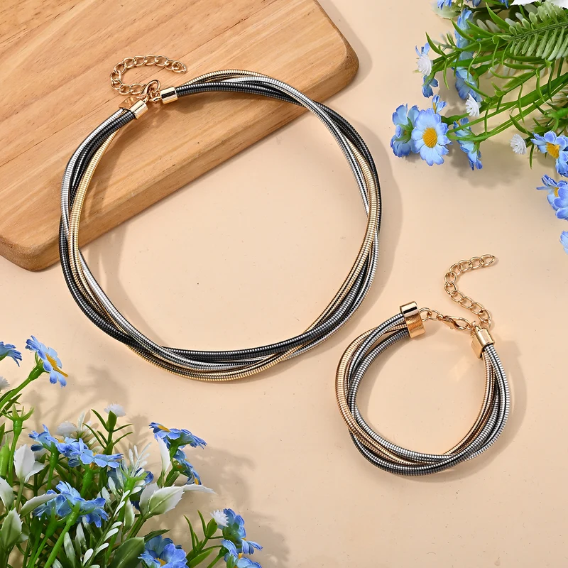 2er-Schmuckset aus mehrreihiger 43+5cm Halskette und 20+5cm Armband, Eisen, dreifarbig