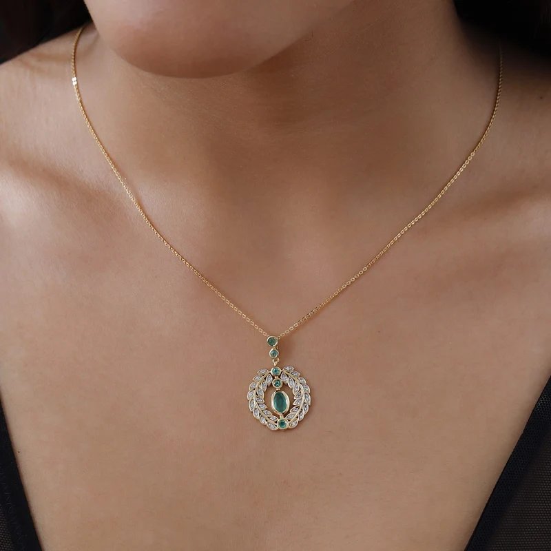 Kagem Sambischer Smaragd, Anhänger mit Kette, 925 Silber vergoldet, ca. 1.13 ct