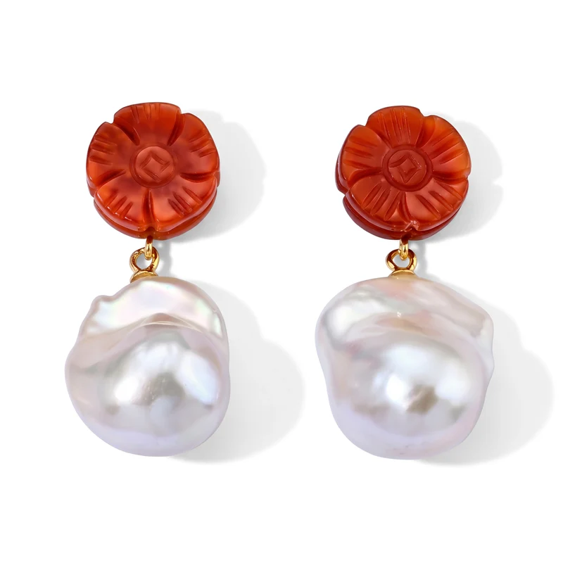 D'Joy Rote Jade, Weiße Barockperle Ohrringe 925 Silber Vergoldet 30.01 ct