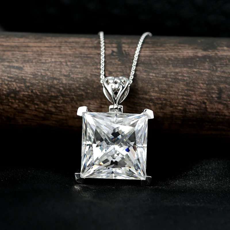 D'Joy Moissanit Anhänger mit Kette, ca. 50 cm 925 Silber rhodiniert ca. 30.11 ct