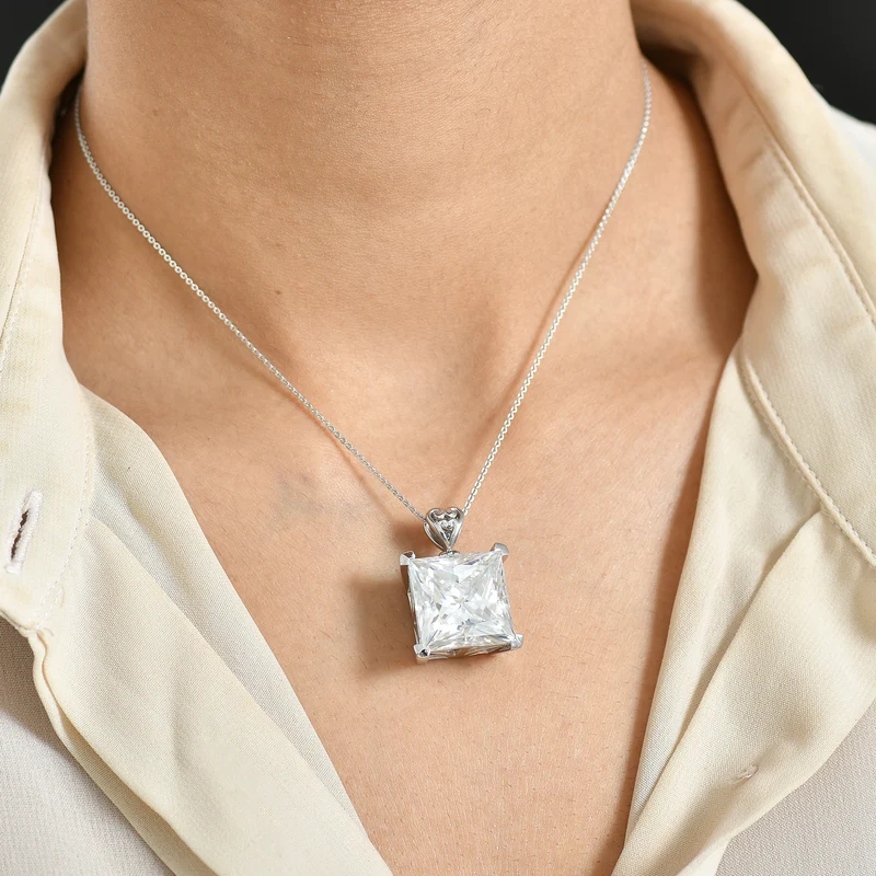 D'Joy Moissanit Anhänger mit Kette, ca. 50 cm 925 Silber rhodiniert ca. 30.11 ct