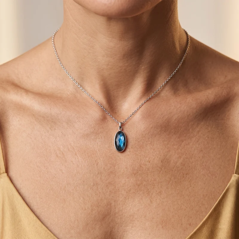 AAA Labradorit Anhänger, 925 Silber, 316L Edelstahl Kette ca. 50 cm ca. 4.82 ct