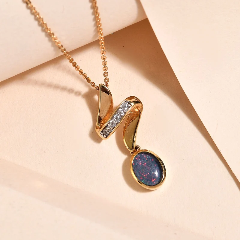Boulder Opal Triplett und weißer Zirkon-Anhänger mit Kette, 925 Silber vergoldet ca. 1.04 ct