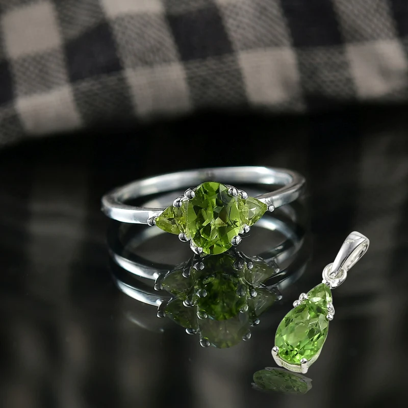 2er Set - Natürlicher Peridot Ring und Anhänger, Größe (17.00), 925 Silber ca. 2.24 ct