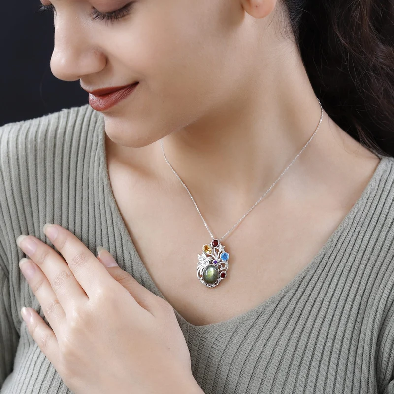 Labradorit und mehrfarbiger Edelstein-Anhänger mit Kette, 925 Silber platiniert ca. 8.05 ct