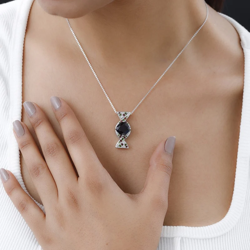GP Kollektion - Mosambik Granat-Anhänger mit Kette, 925 Silber platiniert ca. 5.63 ct